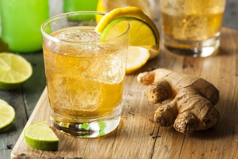 Boire avec du gingembre et du citron pour augmenter la puissance